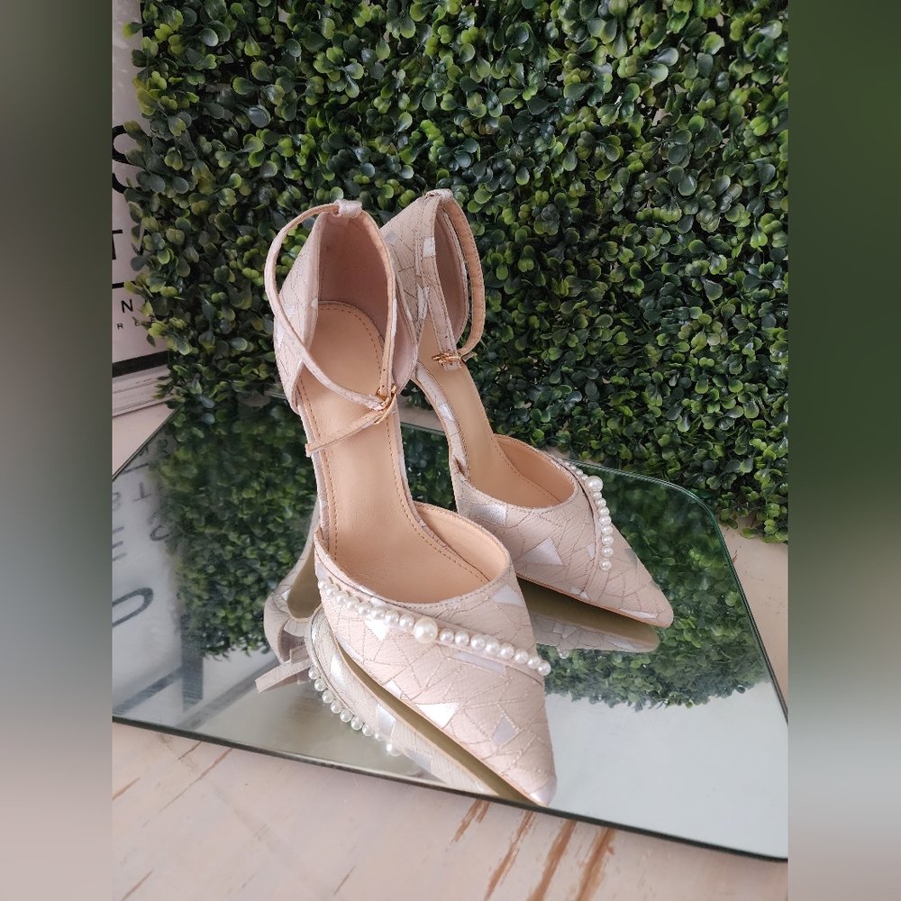 Geometric Pattern Ankle Strap Heel - image 7